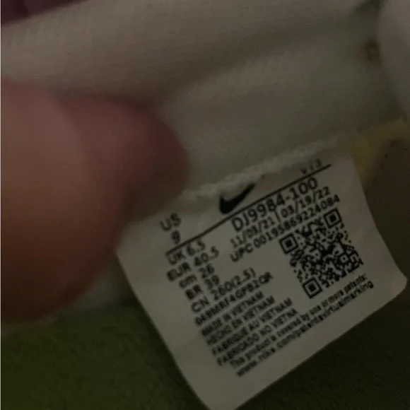 Nike Purple and White Athletic Shoes Air Max Pre-Day. The Sun Club, Size 9 - Picture 10 of 11